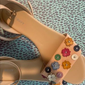 Old Navy Taupe Flower Sandal with strap